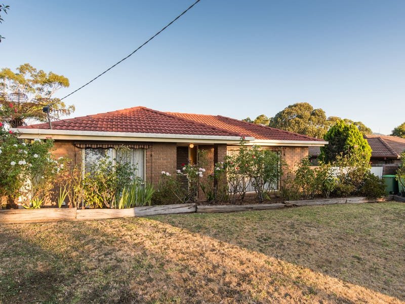 152 Manchester Road, Mooroolbark image 2