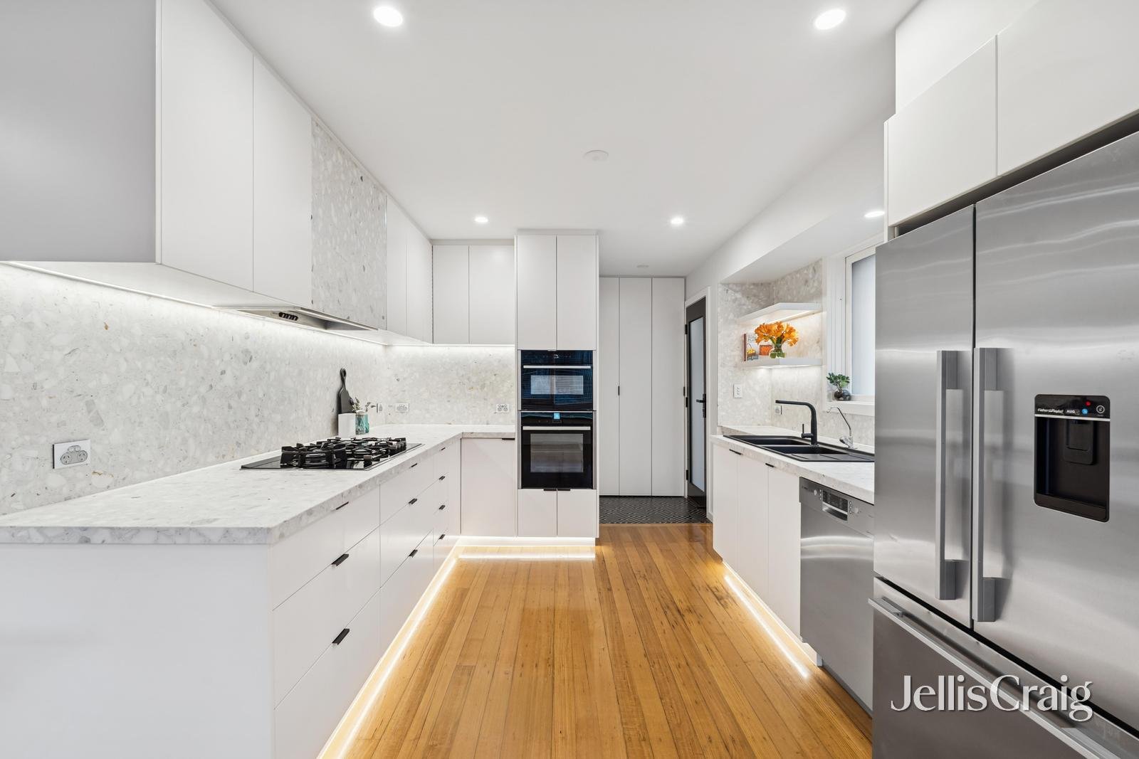 152 Mullum Mullum Road, Ringwood image 3