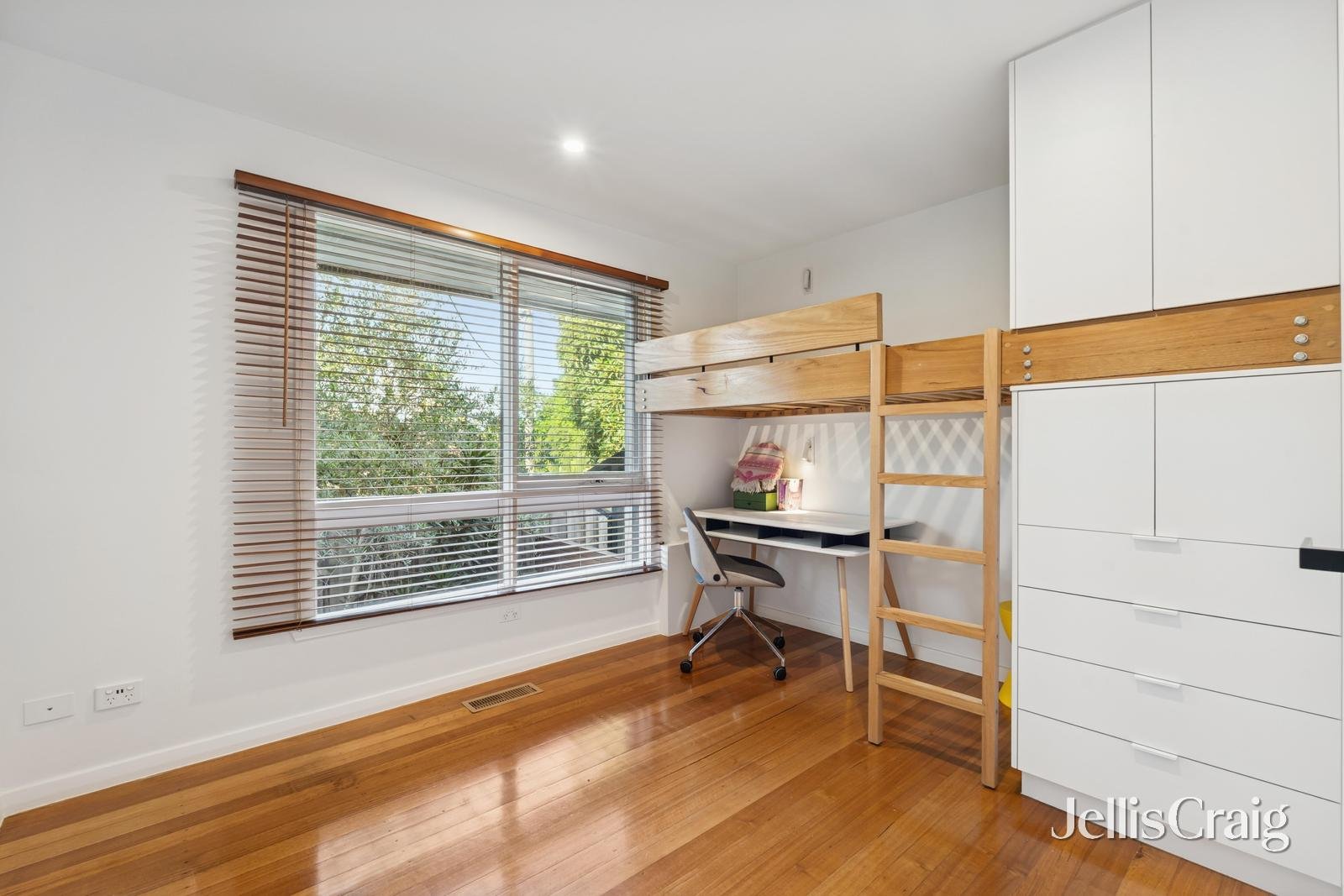 152 Mullum Mullum Road, Ringwood image 9