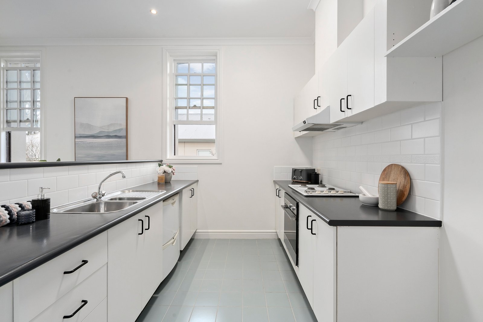 Property Gallery Thumbnail 3