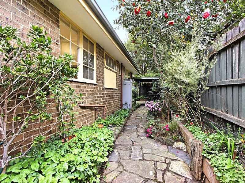 15/20 Florence Road, Surrey Hills image 8
