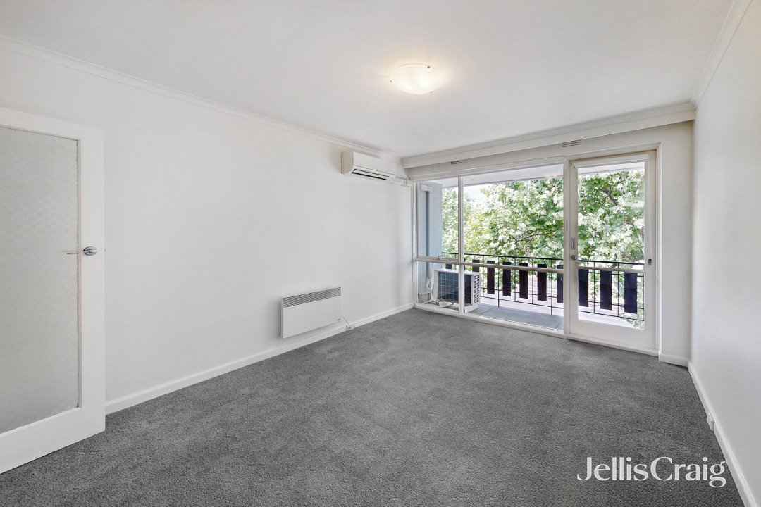 15/209 Dandenong Road, Windsor image 2