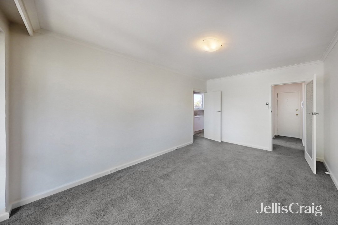 15/209 Dandenong Road, Windsor image 6