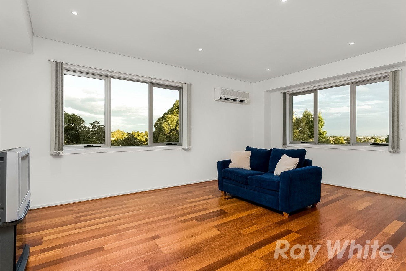 15/213 Normanby Road, Notting Hill image 7