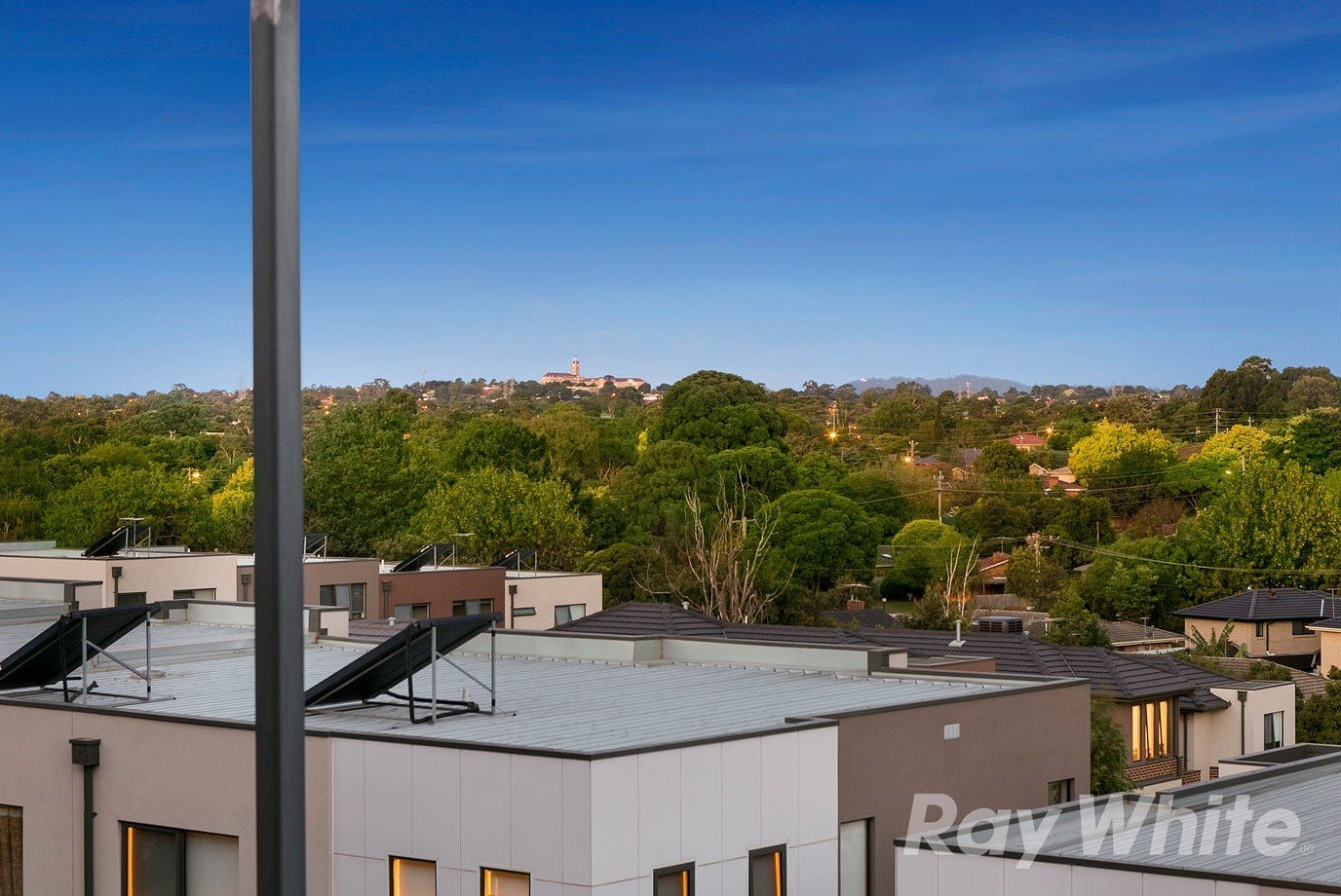 15/213 Normanby Road, Notting Hill image 9