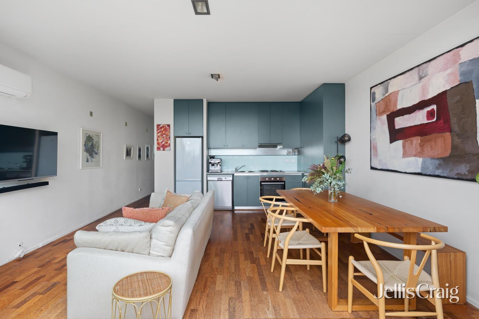 15/22 Saxon Street, Brunswick image 2