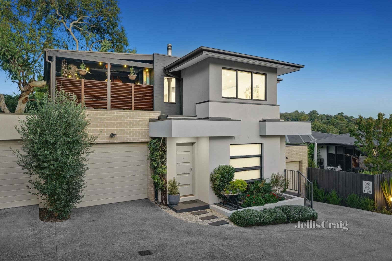 15/28 Livingstone Road, Eltham image 1