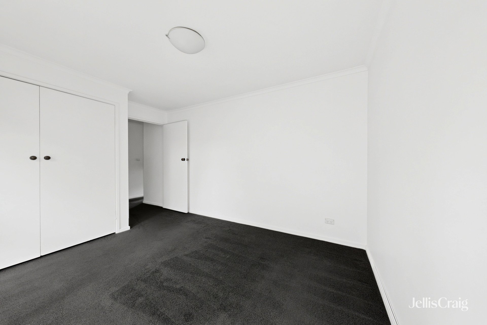15/284 Barkers Road, Hawthorn image 12