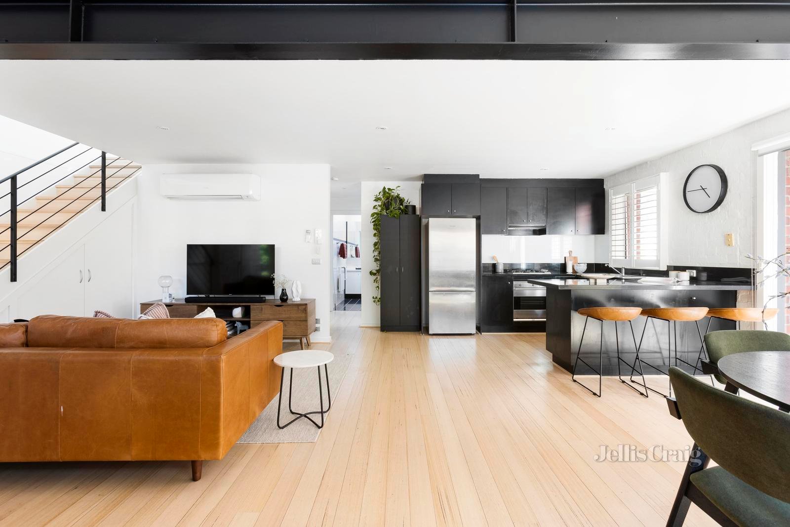 15/287 Bank Street, South&nbsp;Melbourne image 2