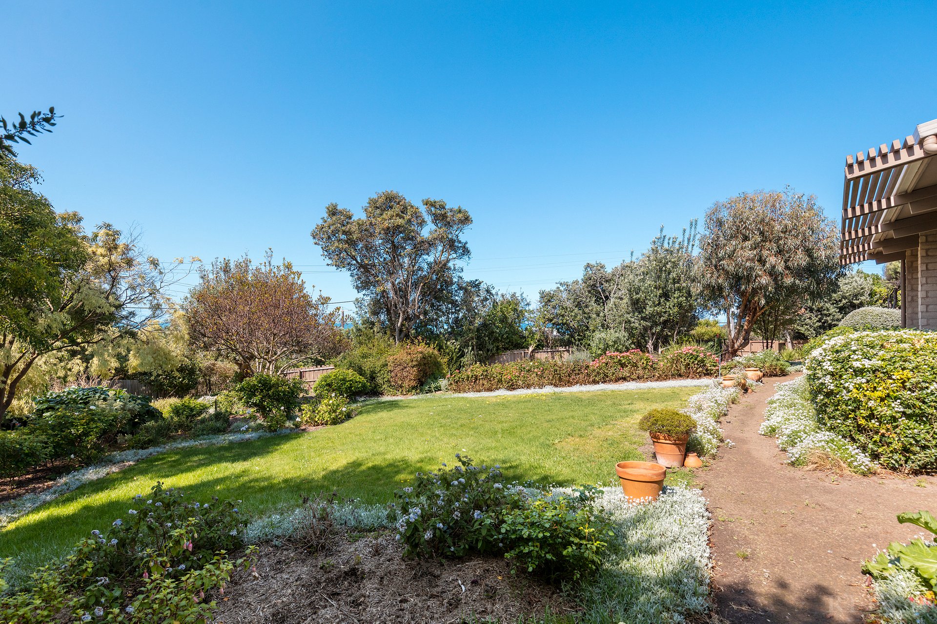 Property Gallery Thumbnail 21