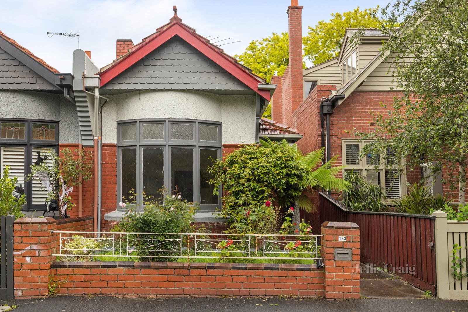 153 Canterbury Road, Middle Park image 1