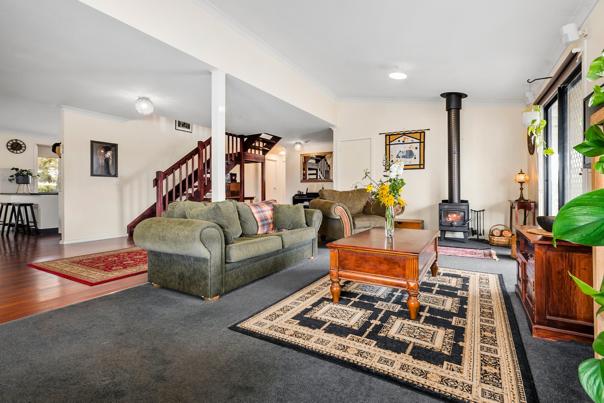 Property Gallery Thumbnail 6