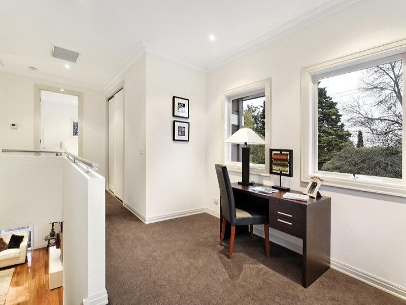 1/53 Hosken Street, Balwyn North image 6