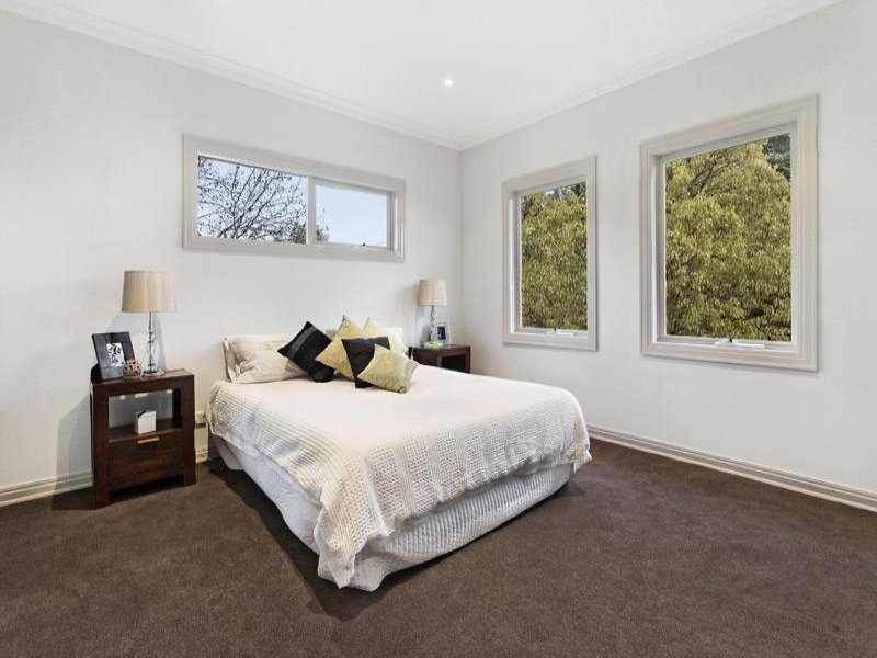 1/53 Hosken Street, Balwyn North image 7