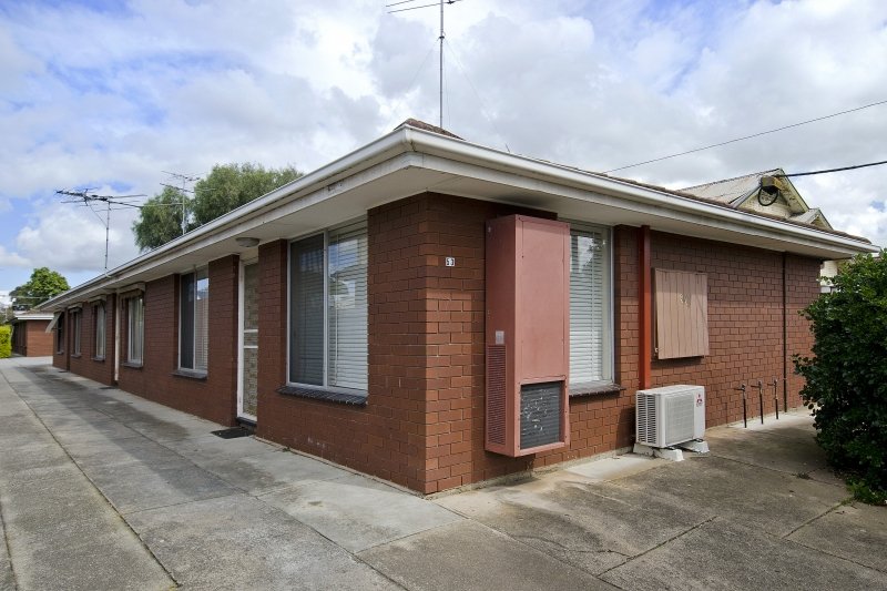 1/53 Isabella Street, Geelong West image 6