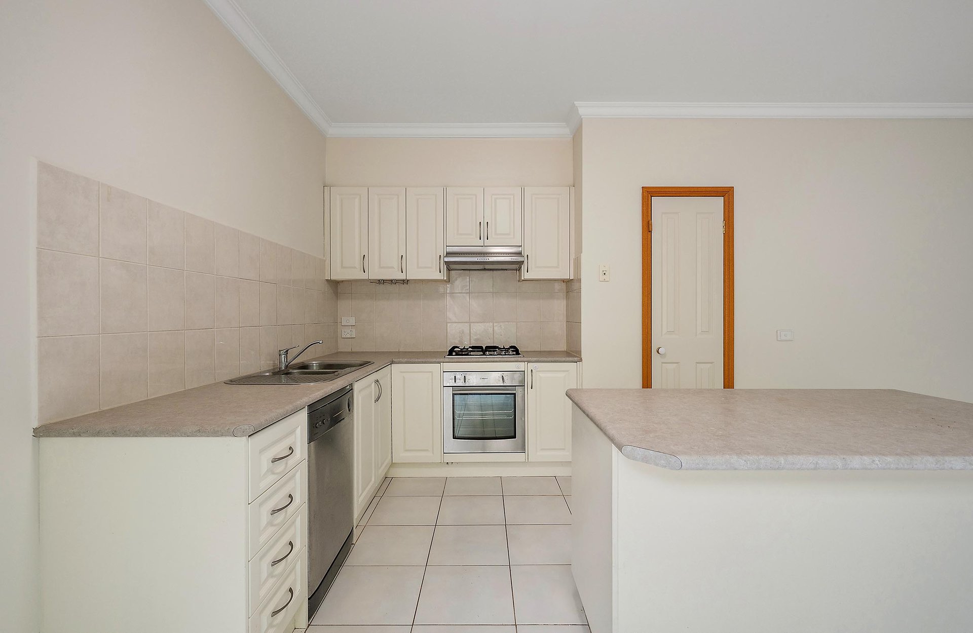 1/53 Mangans Road, Lilydale image 4