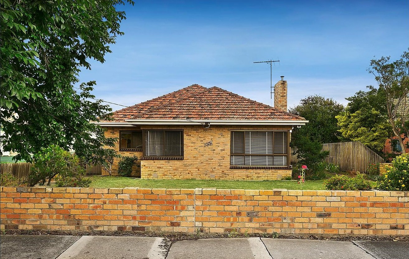 153 Melbourne Avenue, GLENROY VIC 3046