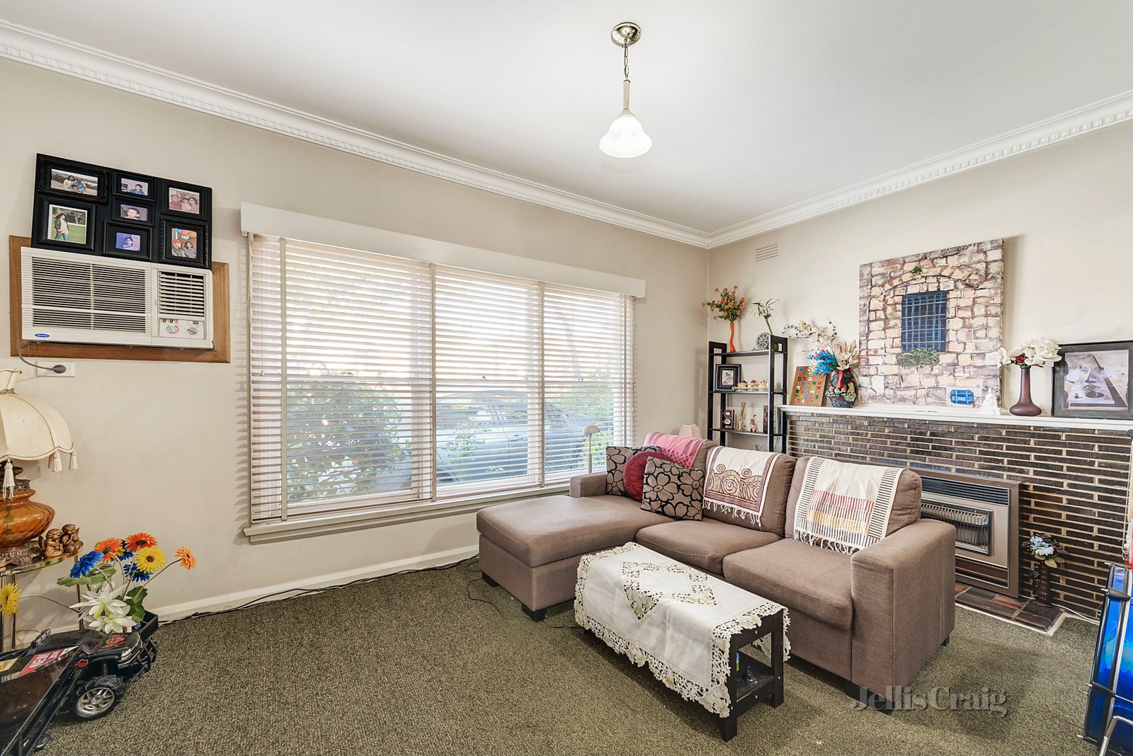 153 Middleborough Road, Box Hill South image 2