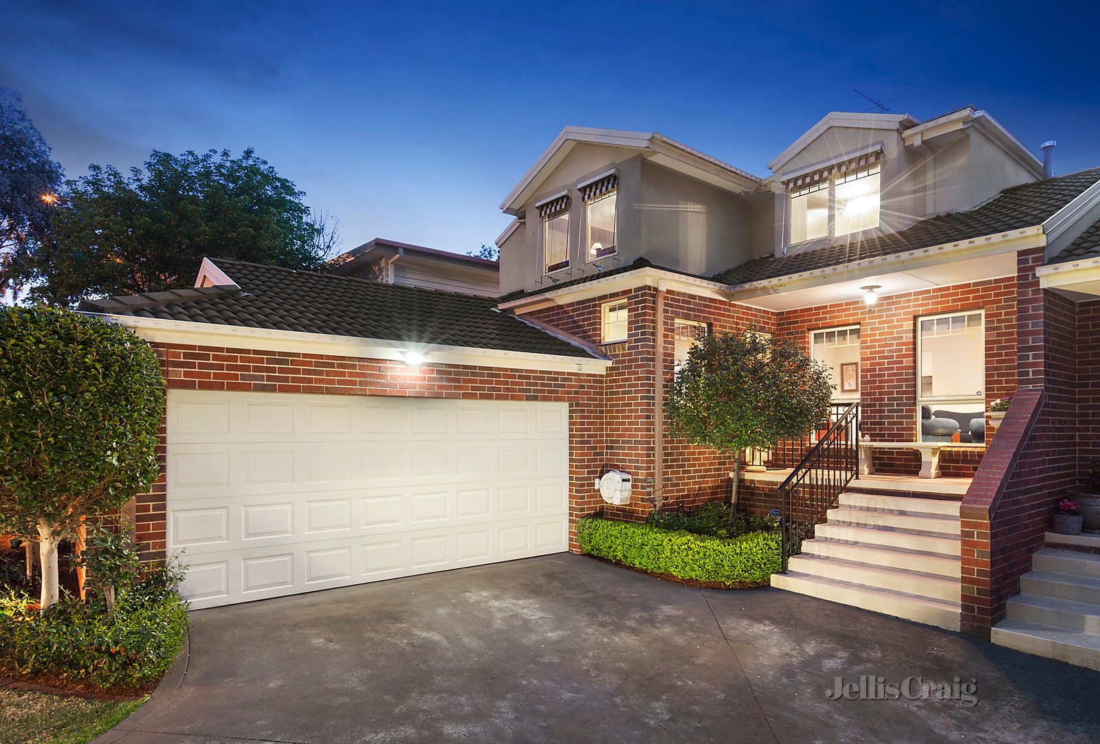 1/53 Quarry Road, Mitcham image 1