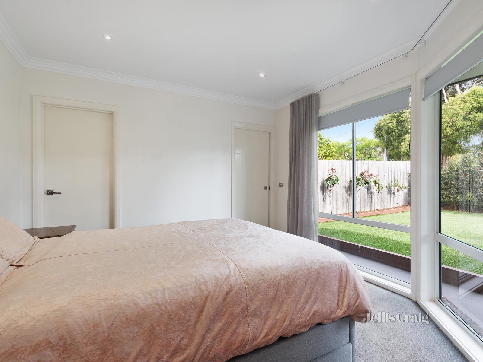 1/53 Salisbury Road, Ashwood image 5