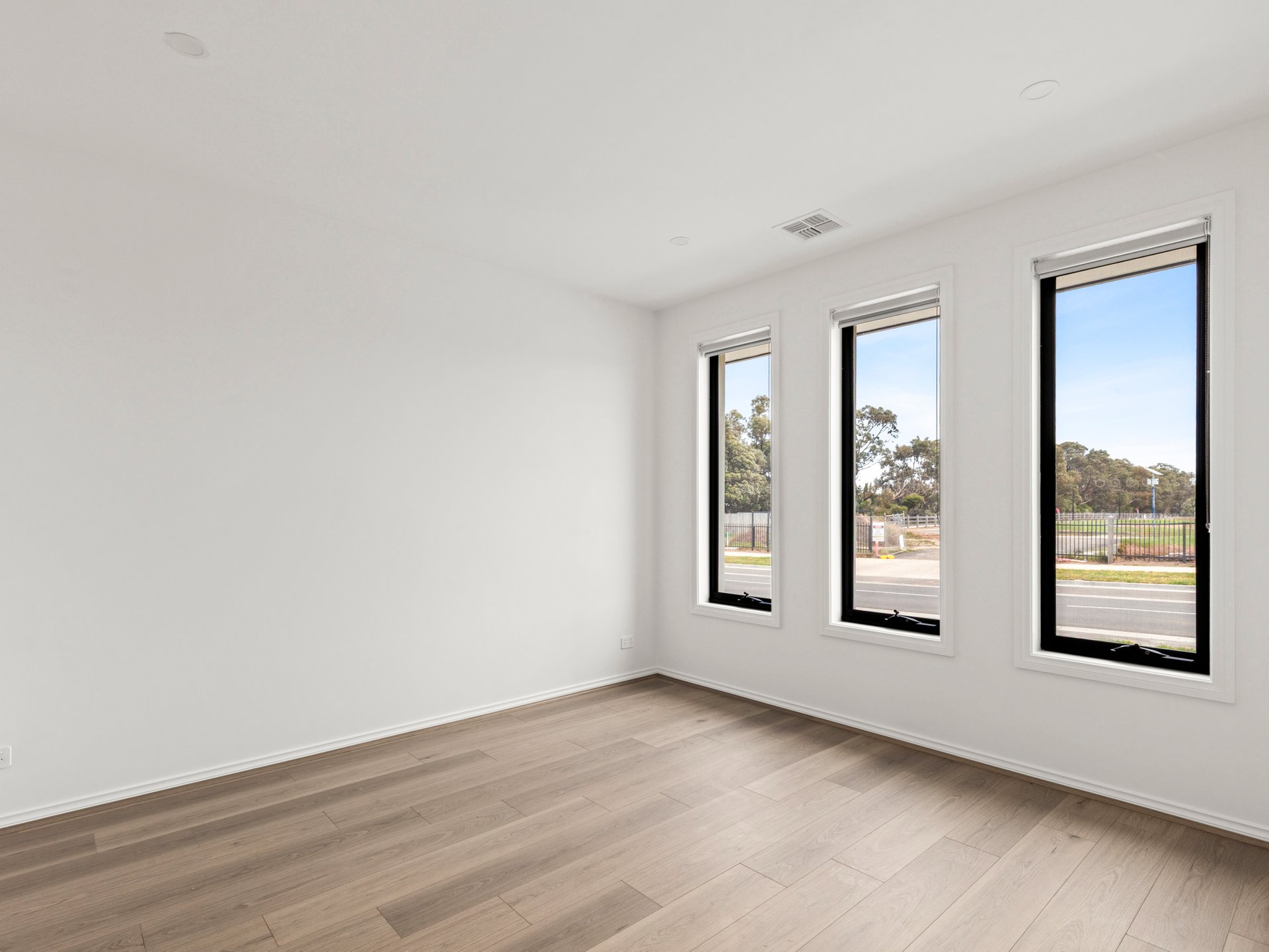 153 Thornton Avenue, St&nbsp;Leonards image 4