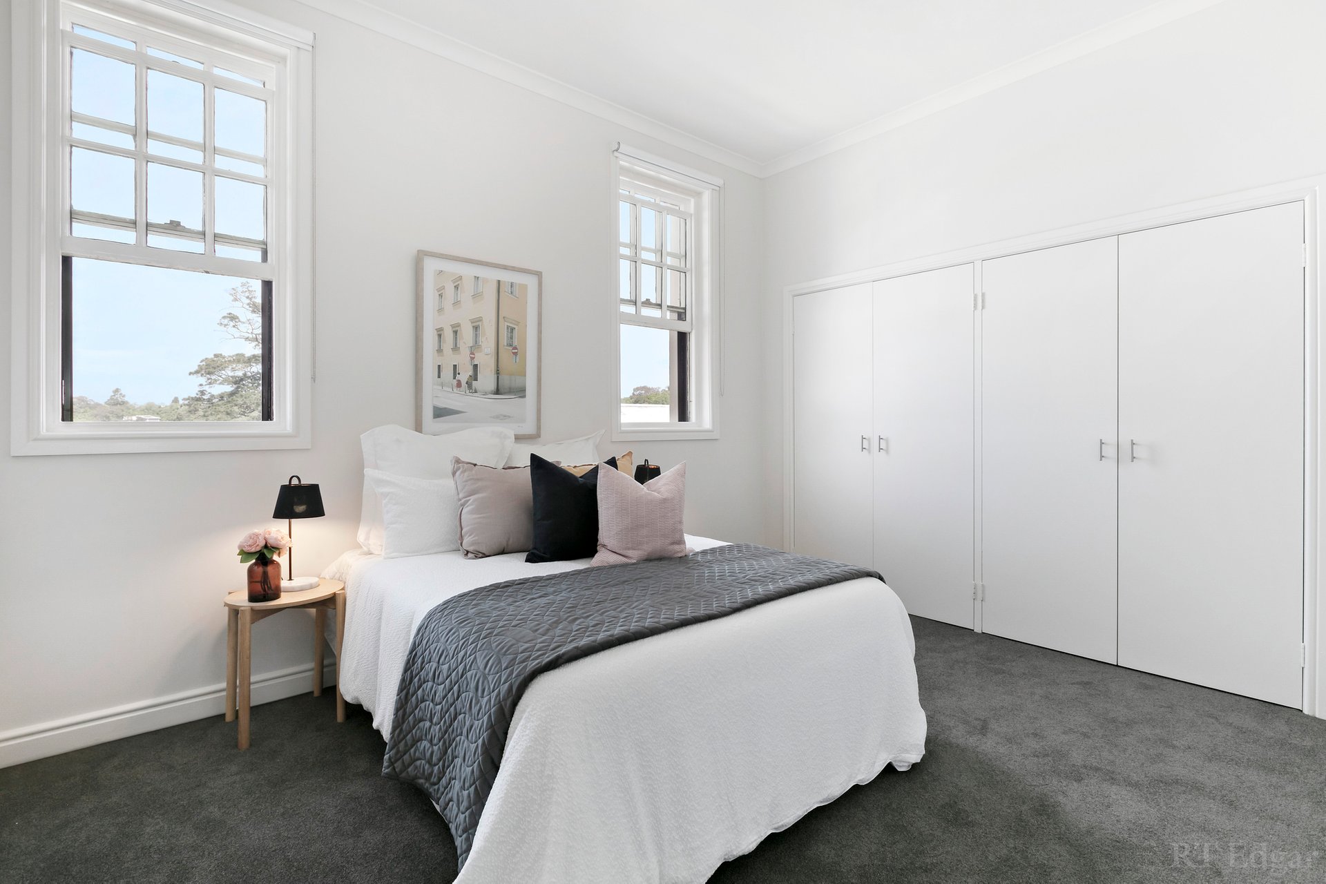 Property Gallery Thumbnail 8