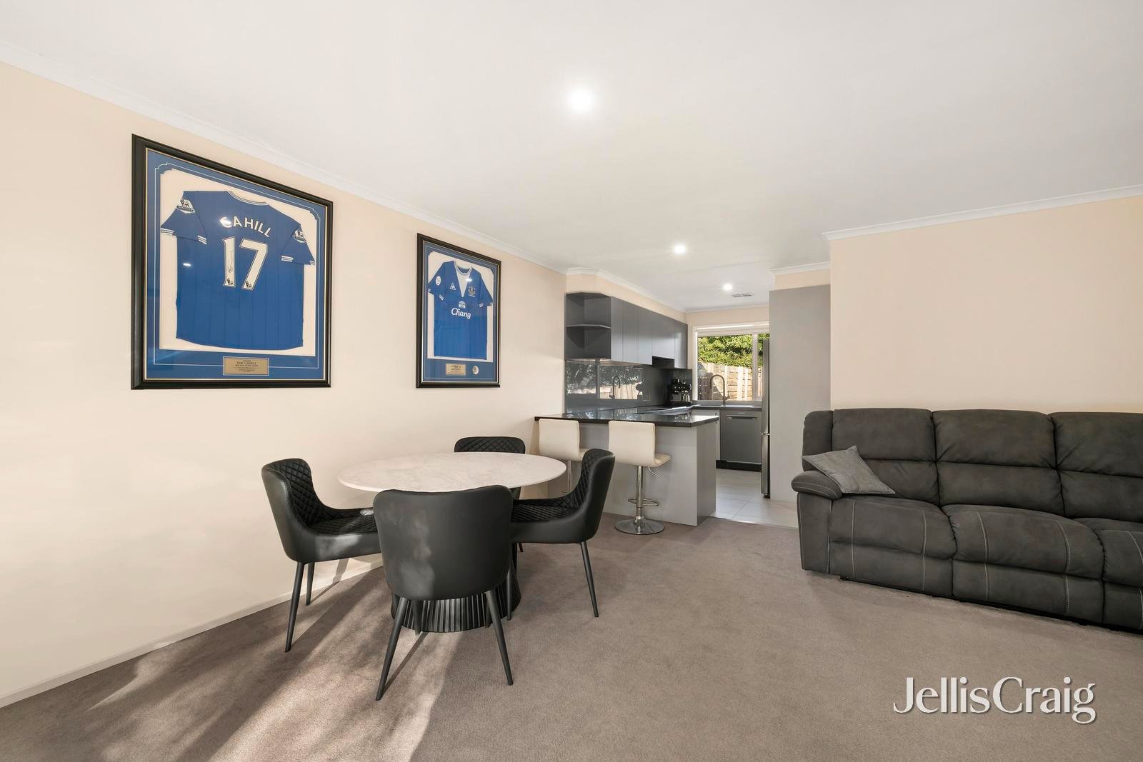 15/30A Forest Road, Ferntree&nbsp;Gully image 5