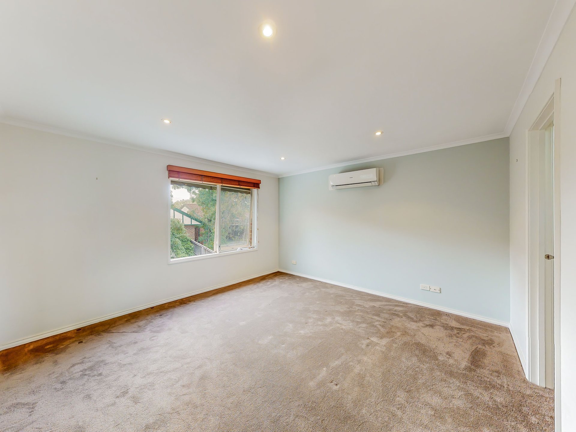 15/31 McIntyre Street, Burwood image 5