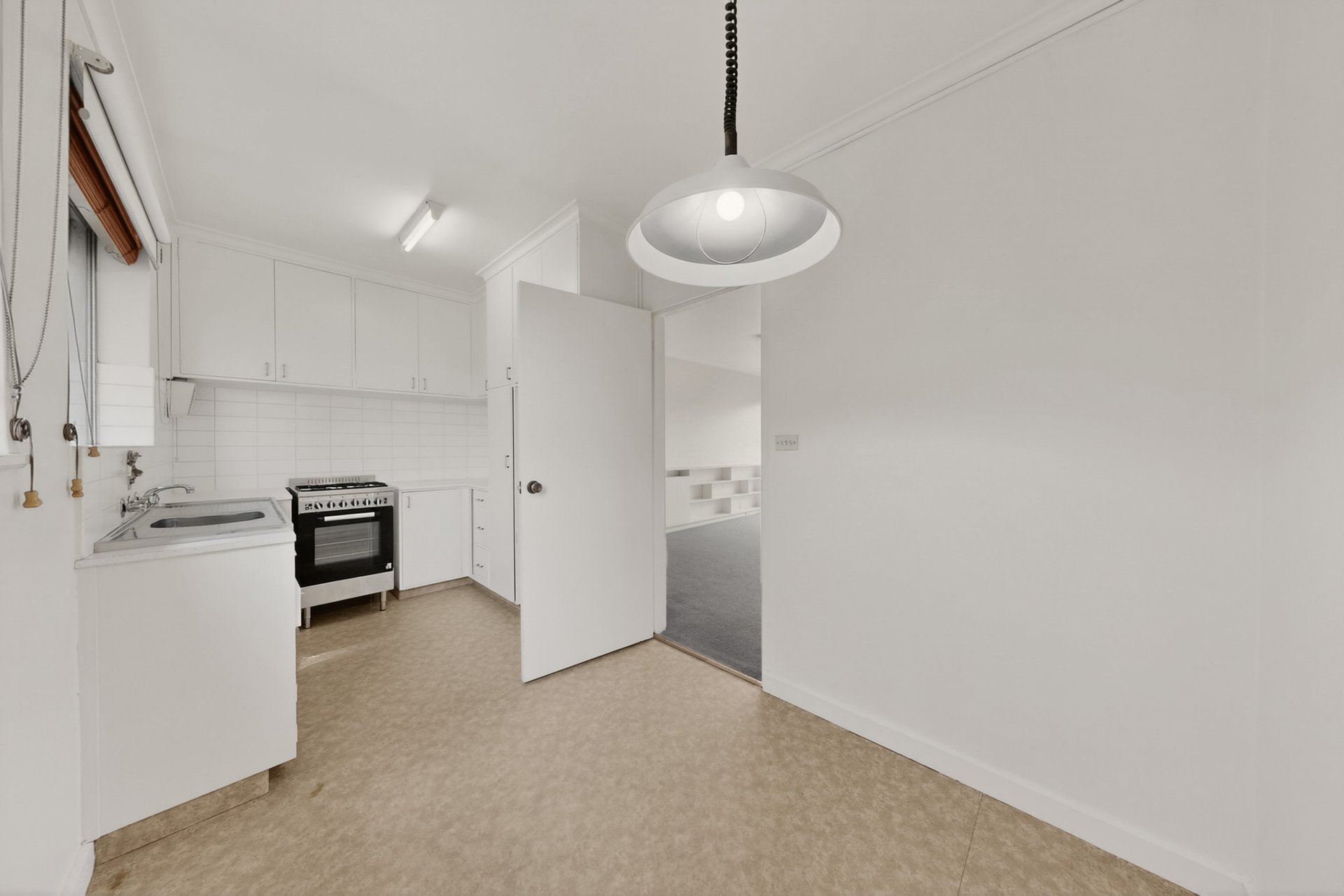 15/32 Ormond Road, Elwood image 9