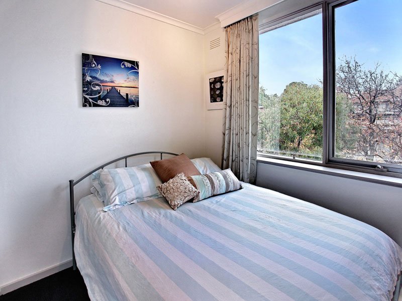 15/35 Dickens Street, Elwood image 7