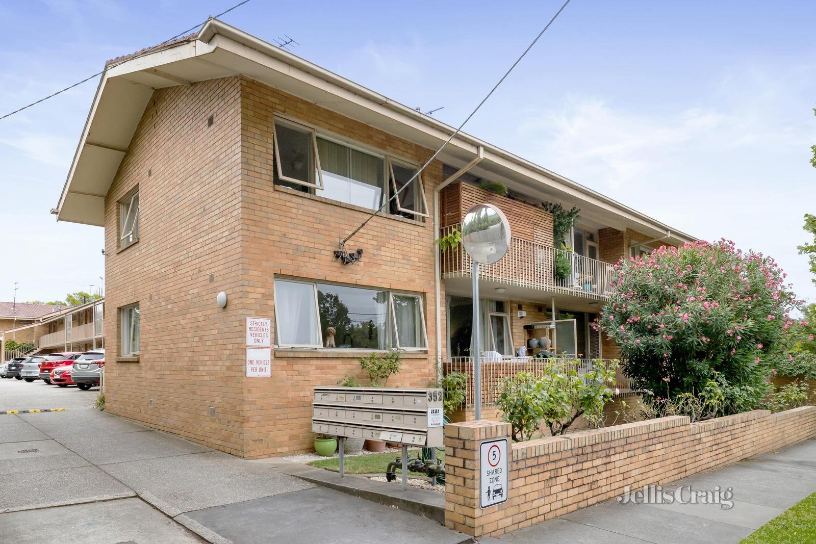 15/352 Auburn Road, Hawthorn image 6