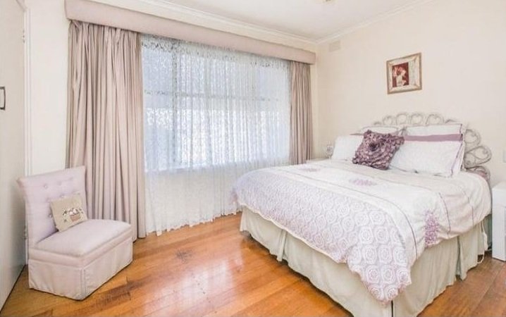 Property Gallery Thumbnail 4