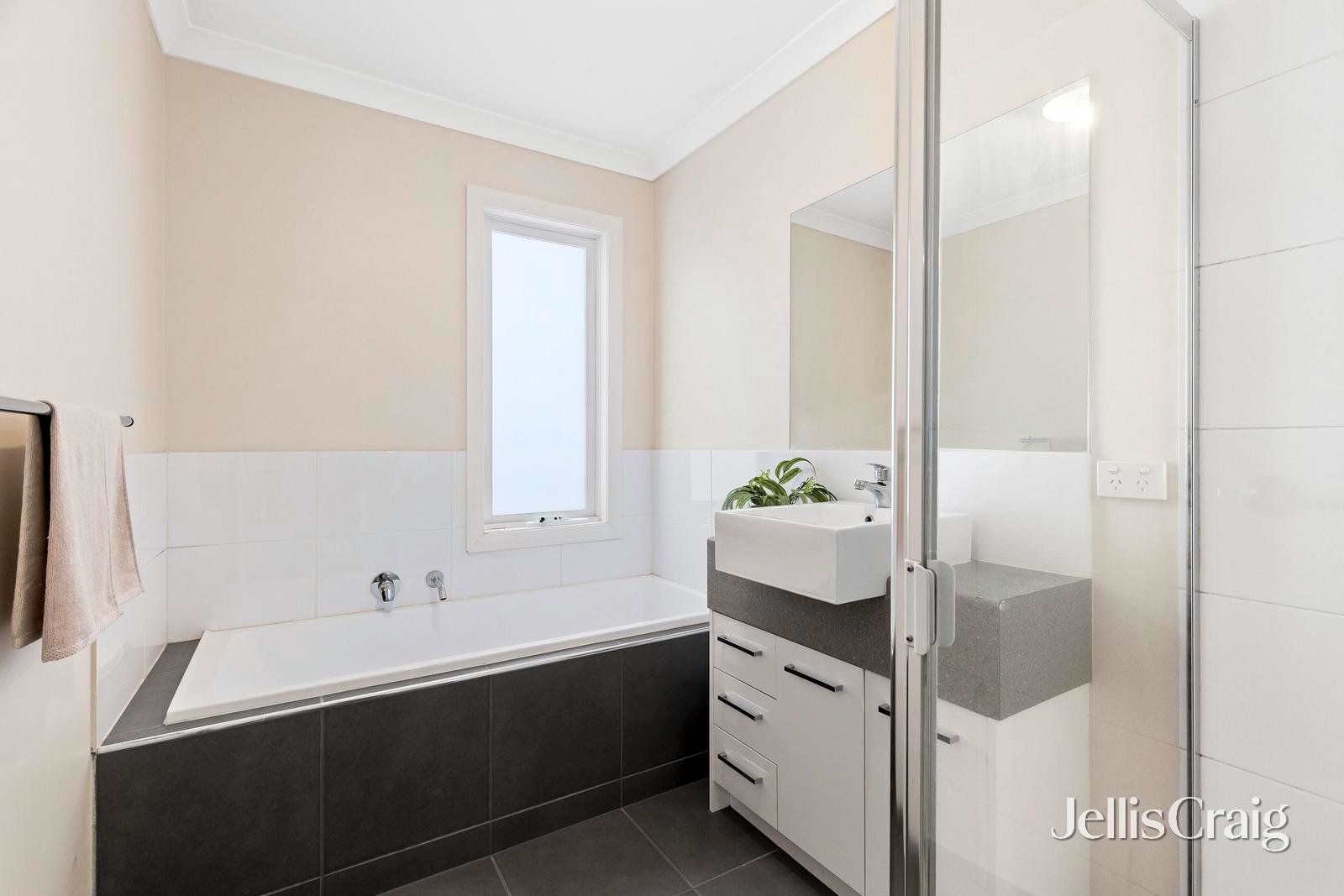 1/54 Glen Dhu Road, Kilsyth image 7