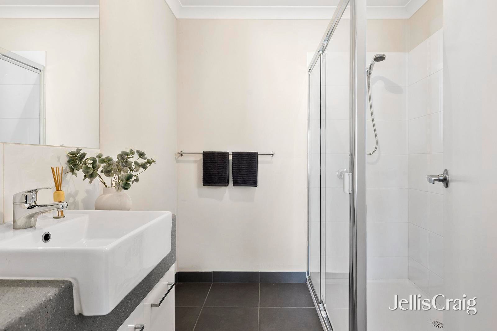 1/54 Glen Dhu Road, Kilsyth image 9