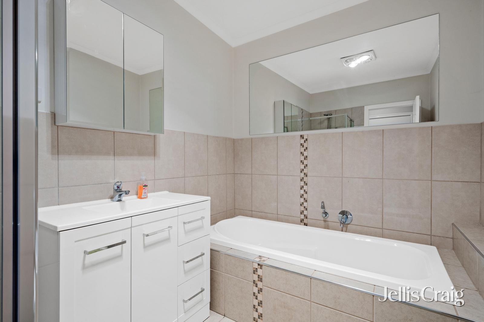 154 Hereford Road, Lilydale image 8