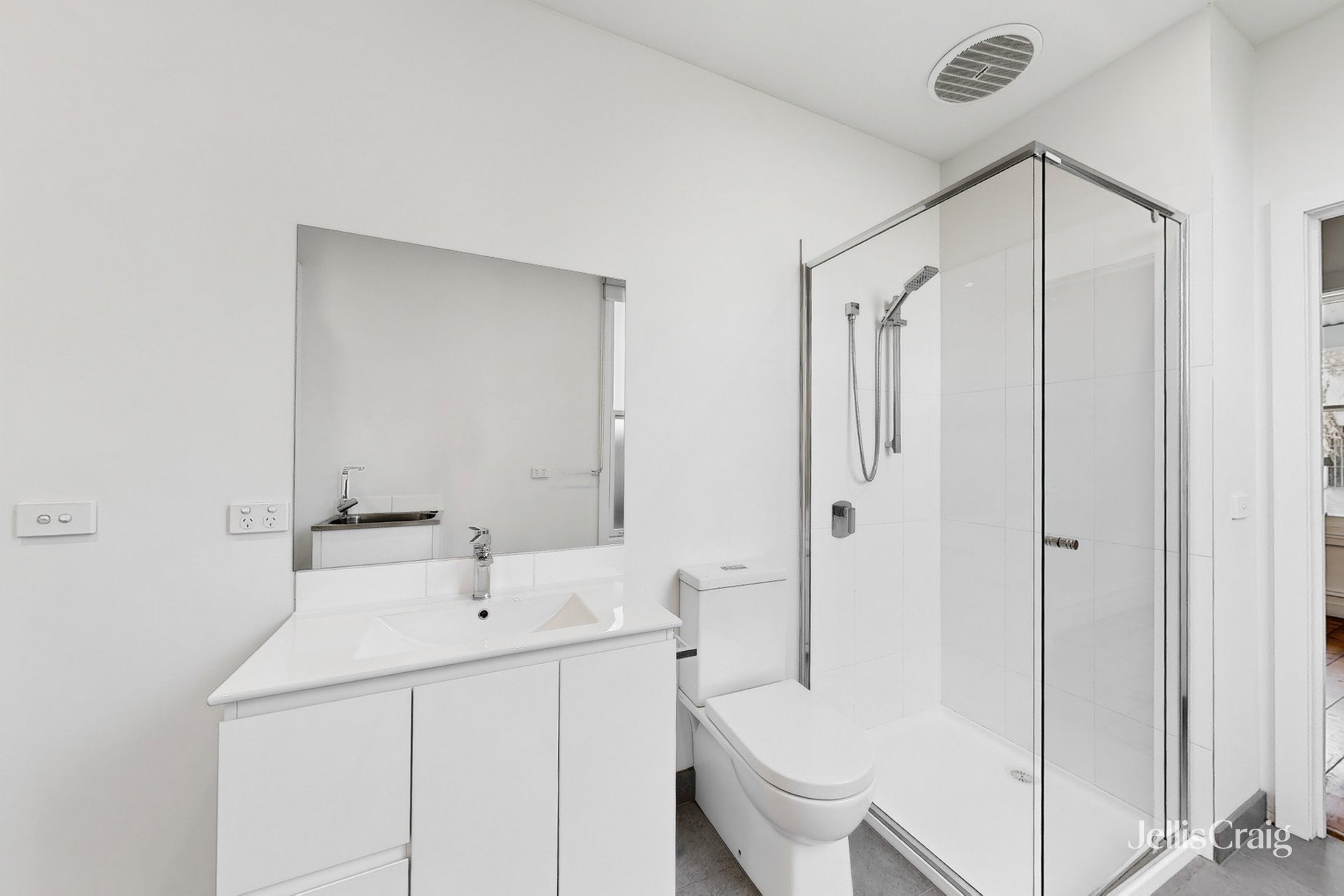 1/54 Lambeth Street, Kensington image 13