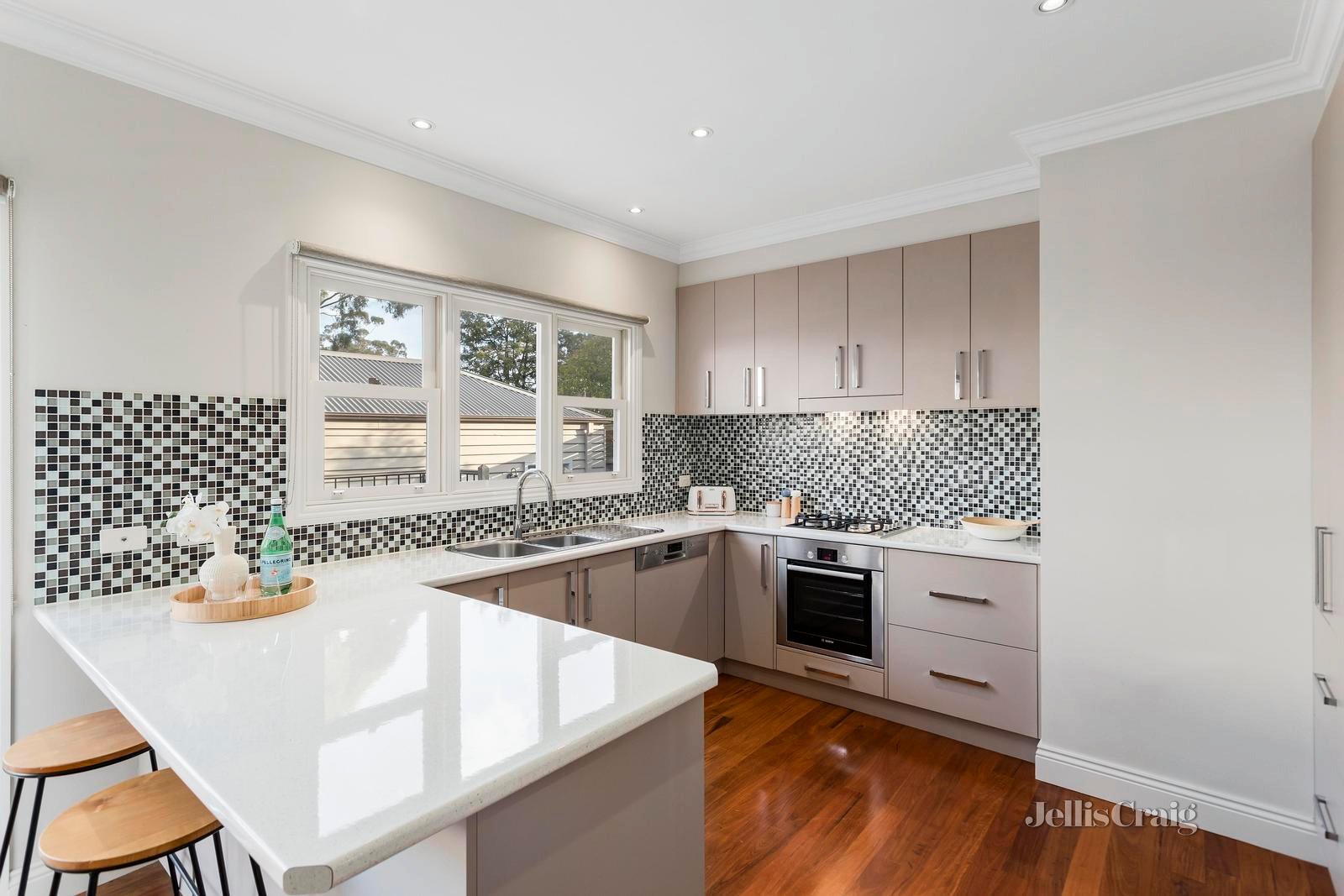 1/54 Luckie Street, Nunawading image 4