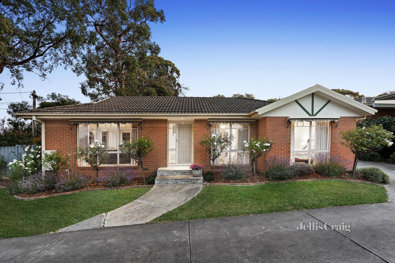 1/54 Lusher Road, Croydon image 1