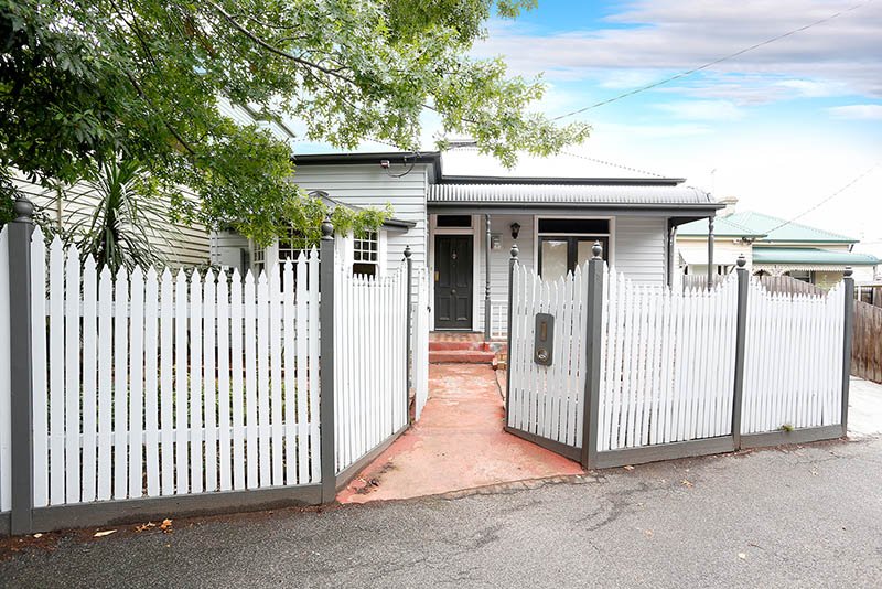 154 Pin Oak Crescent, Flemington VIC 3031