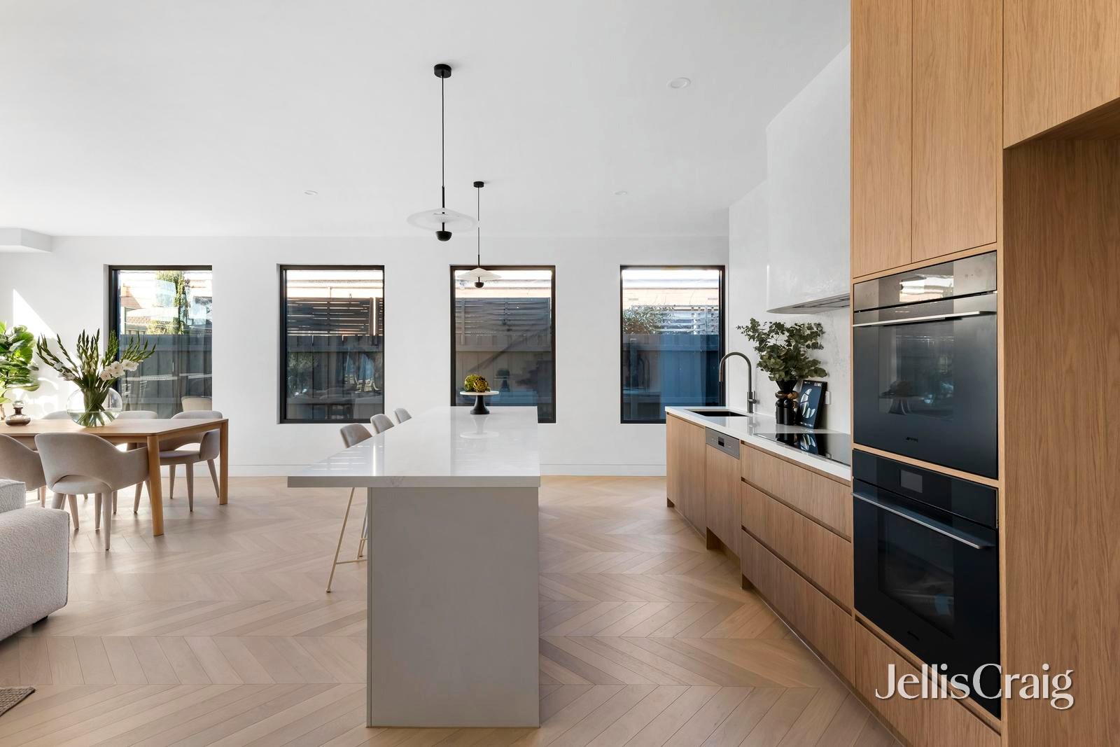 1/54 Railway Crescent, Bentleigh image 6