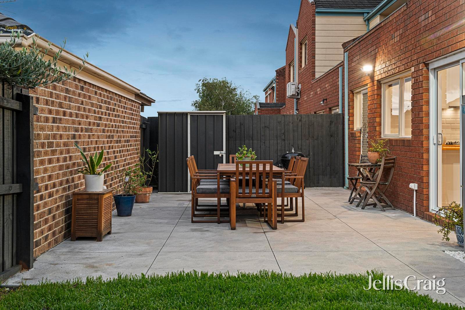 1/54 Warwick Road, Greensborough image 13