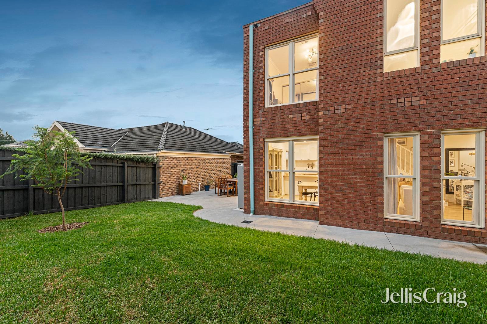 1/54 Warwick Road, Greensborough image 14