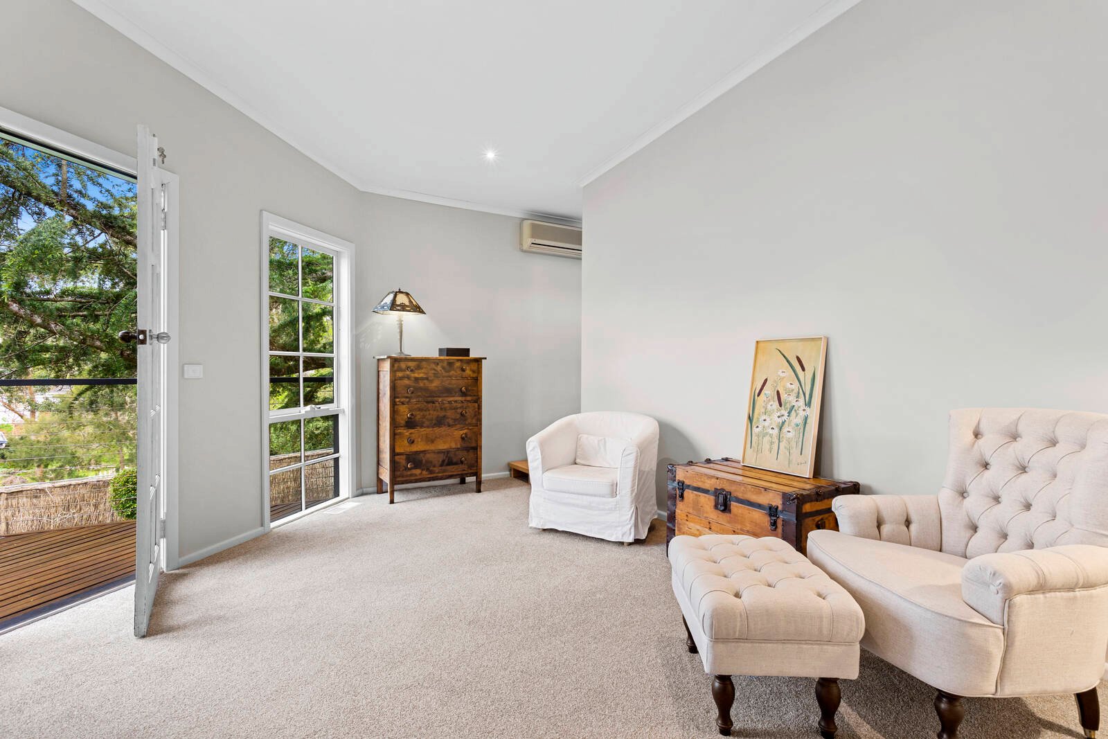 Property Gallery Thumbnail 6