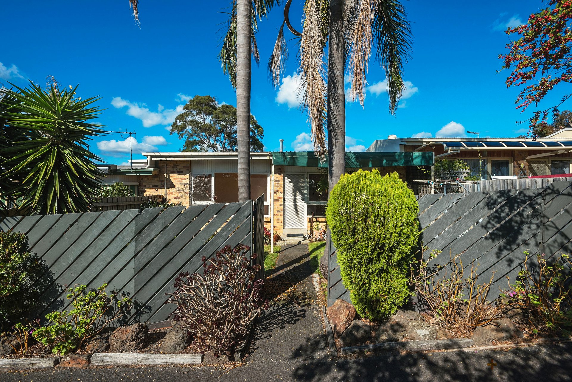 15 / 42 Barkly Street Mordialloc