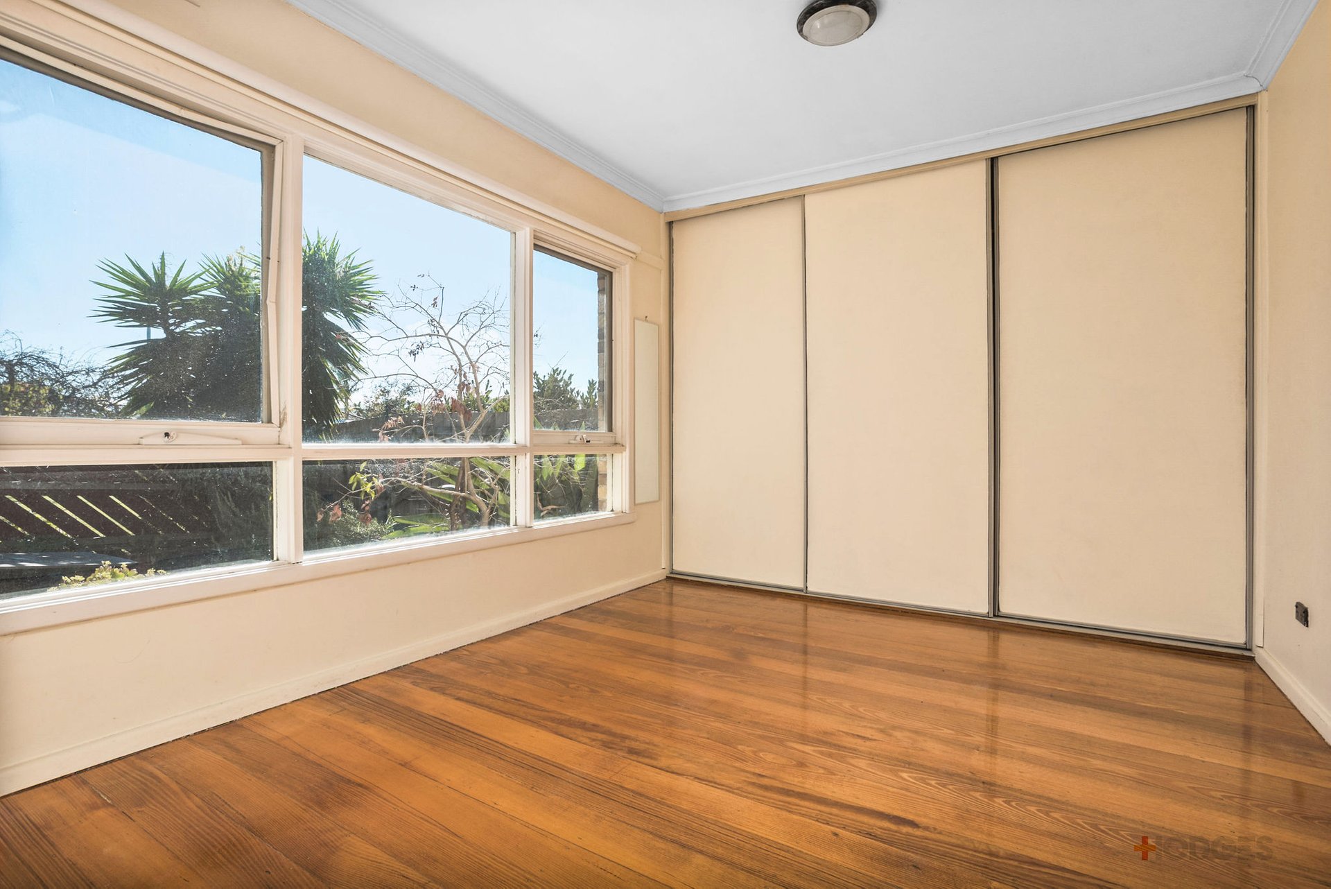 15 / 42 Barkly Street Mordialloc