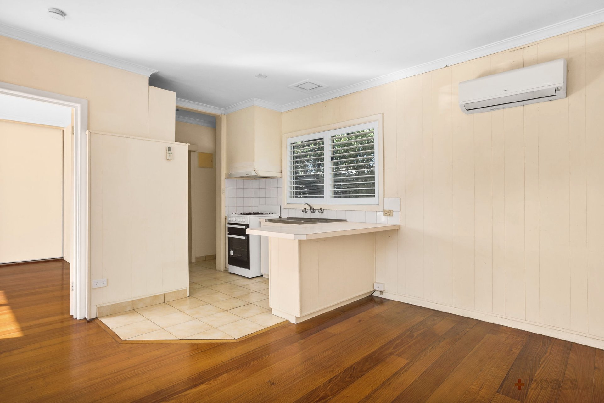 15 / 42 Barkly Street Mordialloc