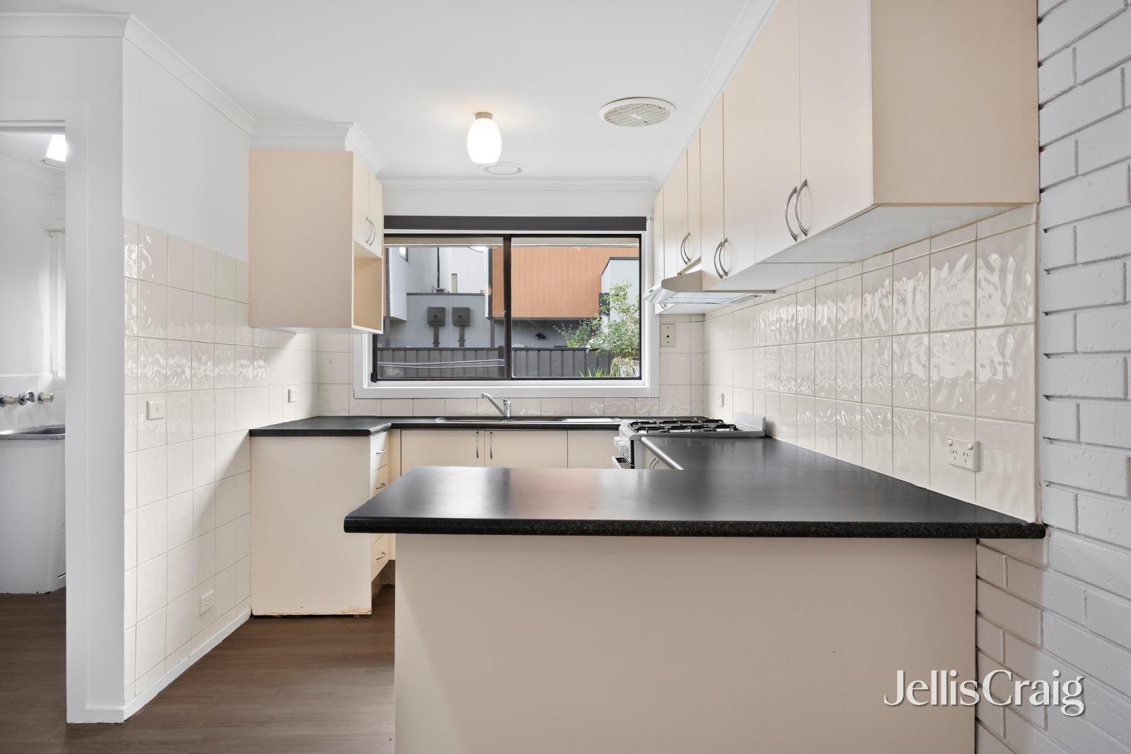 15/421 High Street, Lalor image 4