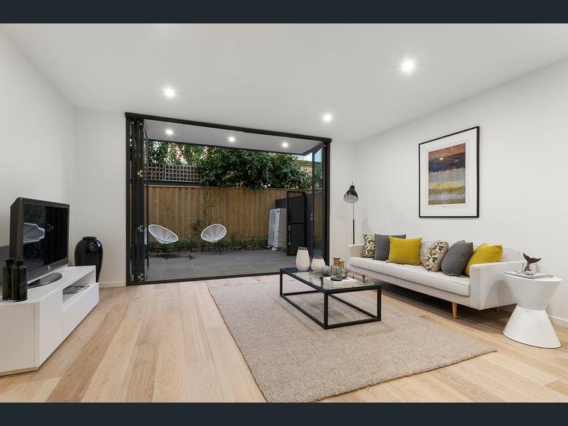 Property Gallery Thumbnail 3