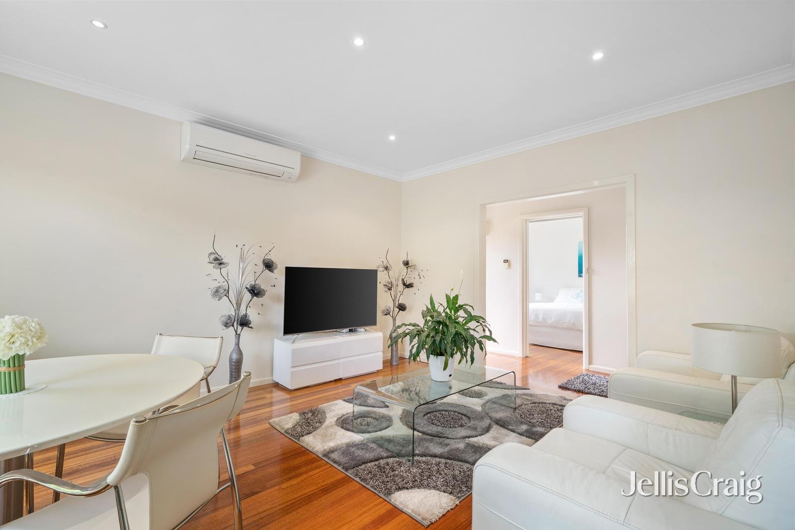 1/55-57 Doncaster East Road, Mitcham image 2
