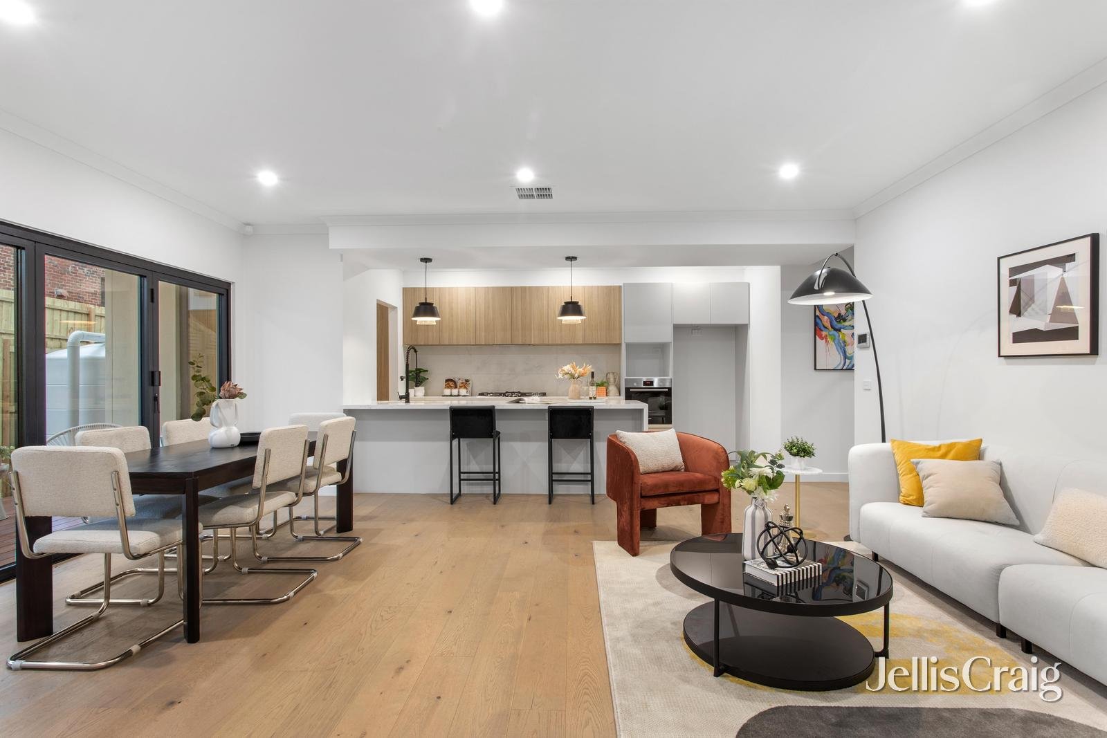 1/55 Amber Grove, Mount Waverley image 2